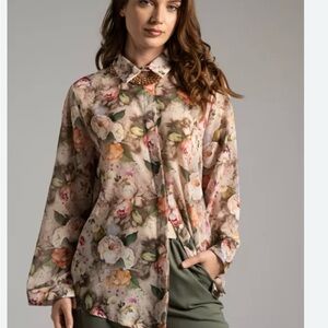 Elie Tahari Pink and Cream Graphic Blouse NWOT